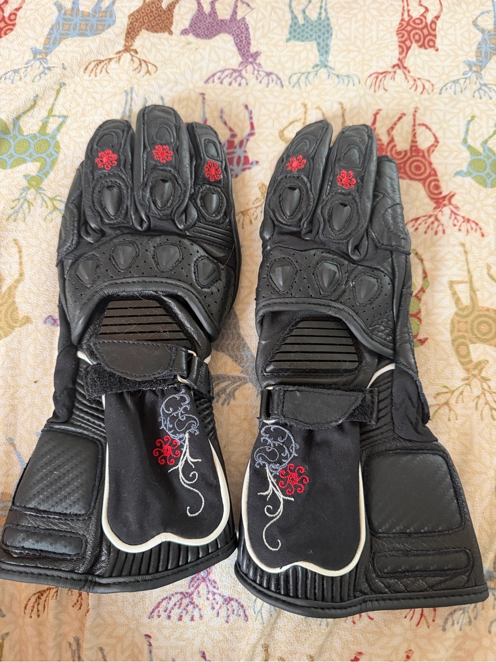 Scorpion EXO Women’s Black Leather Motorcycle Gauntlet Gloves, Large NEW!